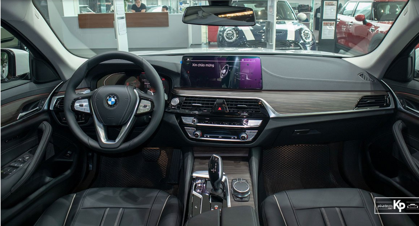 bmw-520i-2021