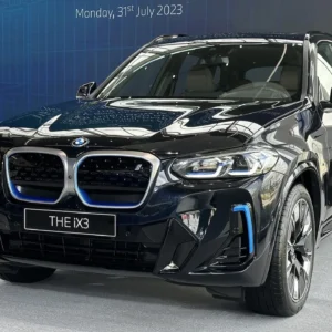 BMW iX3 2024